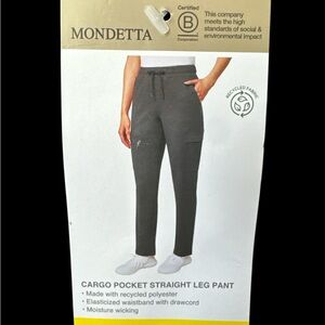 Mondetta Women’s Cargo Pocket Straight Leg Pants